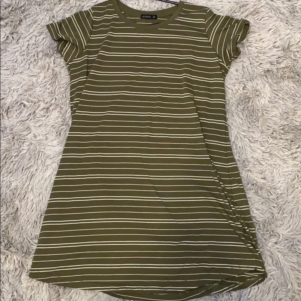 t-shirt dress